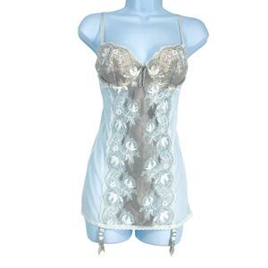 Victorias Secret Seduction Lace Garter Slip 34B Crystals Taupe‎ Beige Sexy